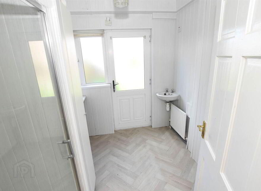 6 Ringhaddy Drive, Newtownards, BT23 8XB
