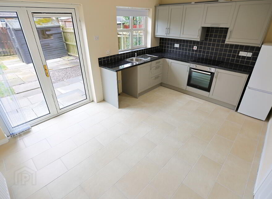 37 Carnreagh, Craigavon, BT64 3AL