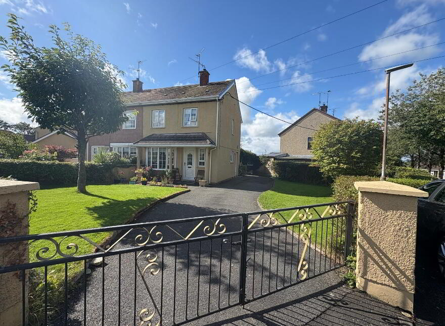 13 The Crescent, Clady, Strabane, BT82 9RJ photo