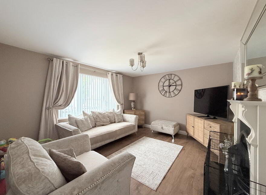 17 Manor Mews, Magherafelt, BT45 6QJ
