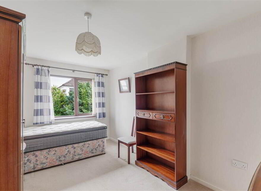 88 Inishowen Drive, Finaghy, Belfast, BT10 0EX