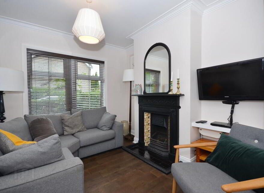 14 Loopland Road, Castlereagh, Belfast, BT6 9EA