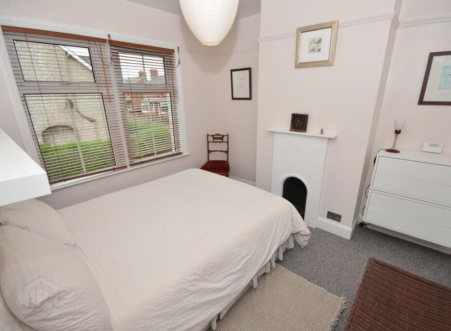 14 Loopland Road, Castlereagh, Belfast, BT6 9EA