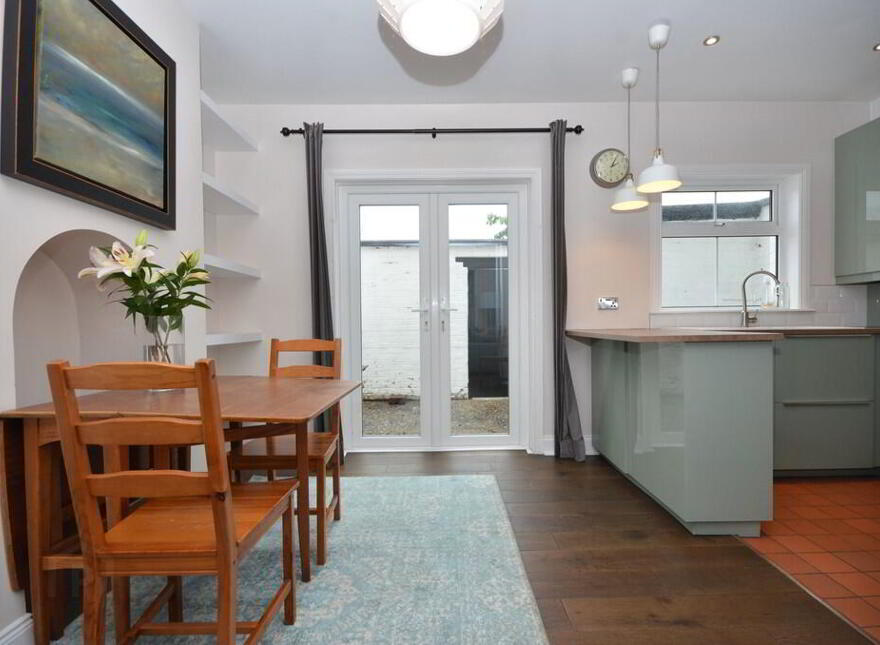 14 Loopland Road, Castlereagh, Belfast, BT6 9EA