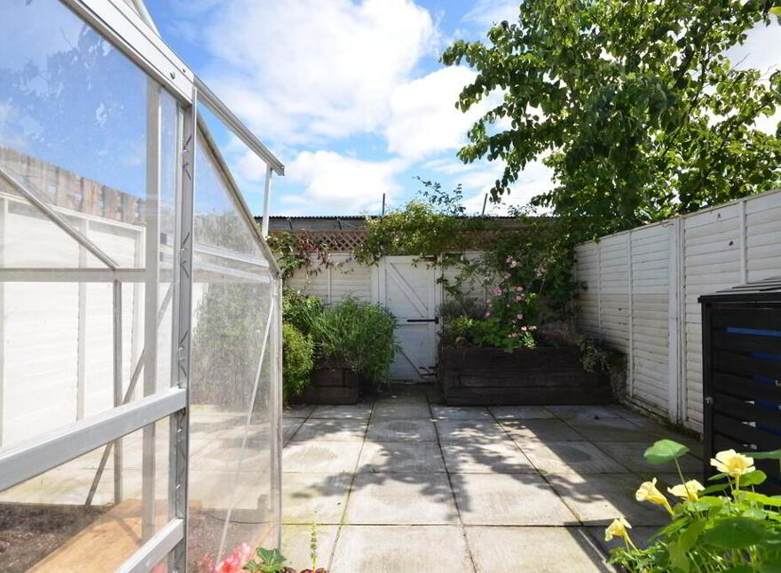 14 Loopland Road, Castlereagh, Belfast, BT6 9EA