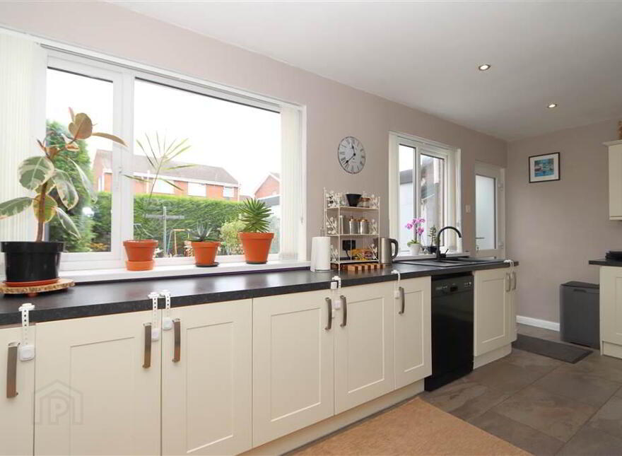 11 Dalton Park, Glen Road, Comber, BT23 5HD