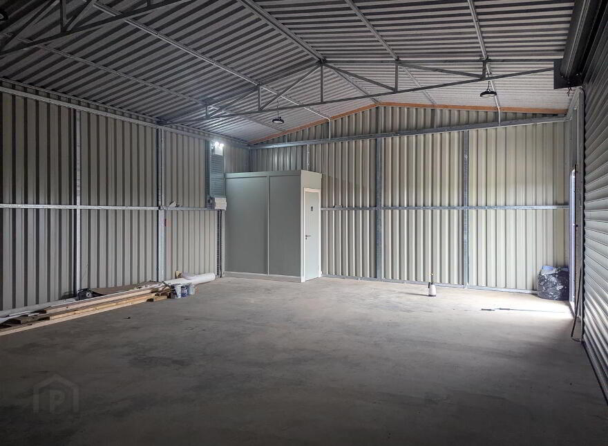 Commercial Unit, Ervey Road/ Tamnaherin Road, Cross, Londonderry, BT47 3ET