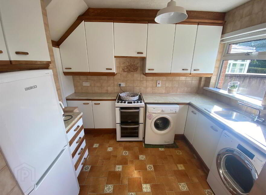 15 Silverstream Gardens, Bangor, BT20 3LS