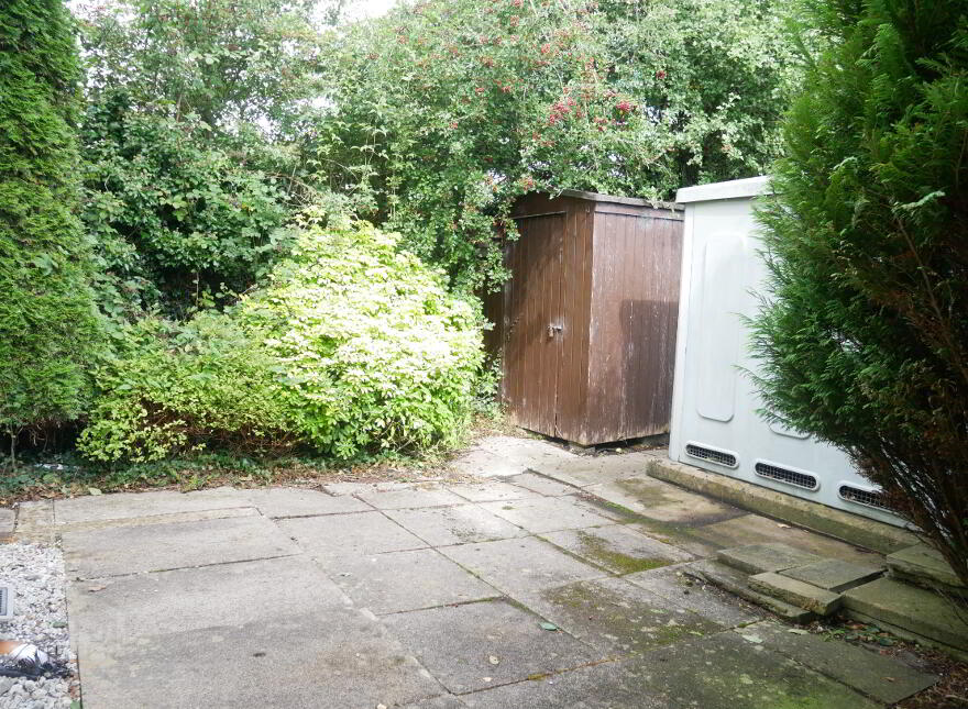 6 Tonystick Mews, Enniskillen, BT74 6FD