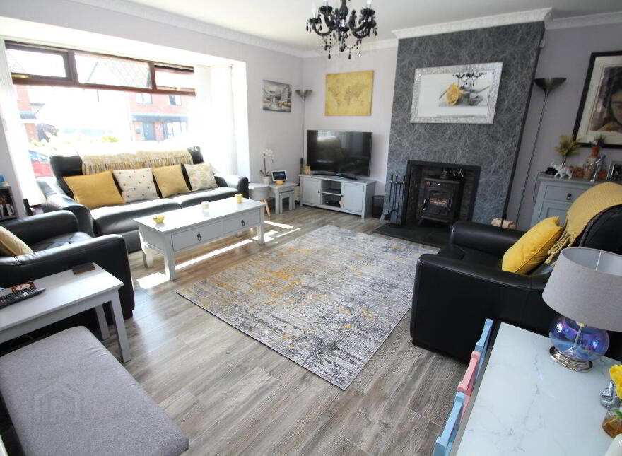 18 Leicester Park, Carrickfergus, BT38 8YZ