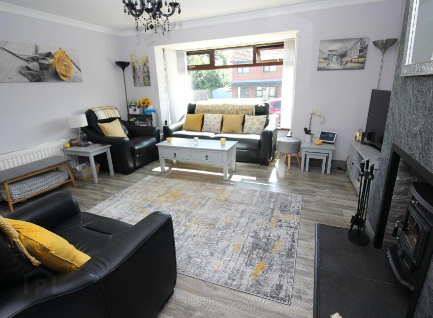 18 Leicester Park, Carrickfergus, BT38 8YZ