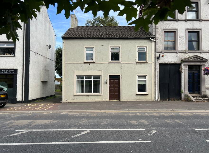 18 Main Street, Toomebridge, BT41 3TQ