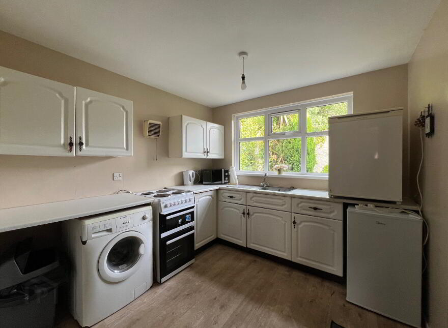 18 Main Street, Toomebridge, BT41 3TQ