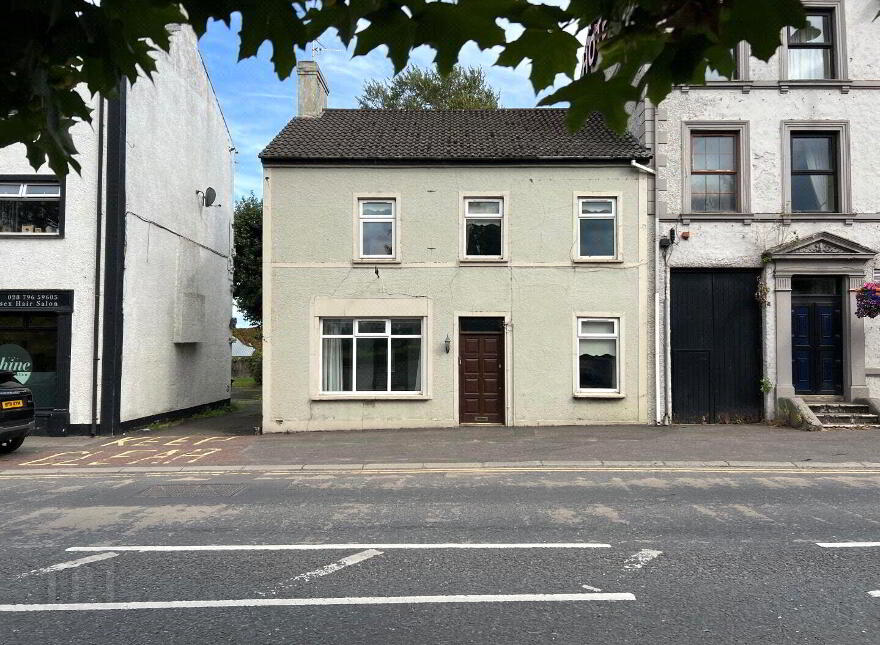 18 Main Street, Toomebridge, BT41 3TQ