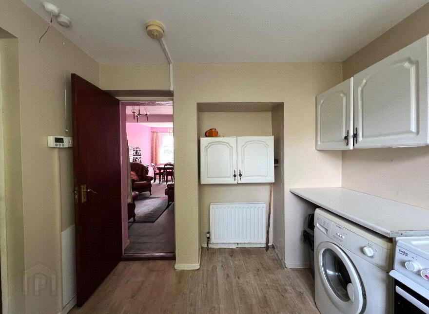 18 Main Street, Toomebridge, BT41 3TQ