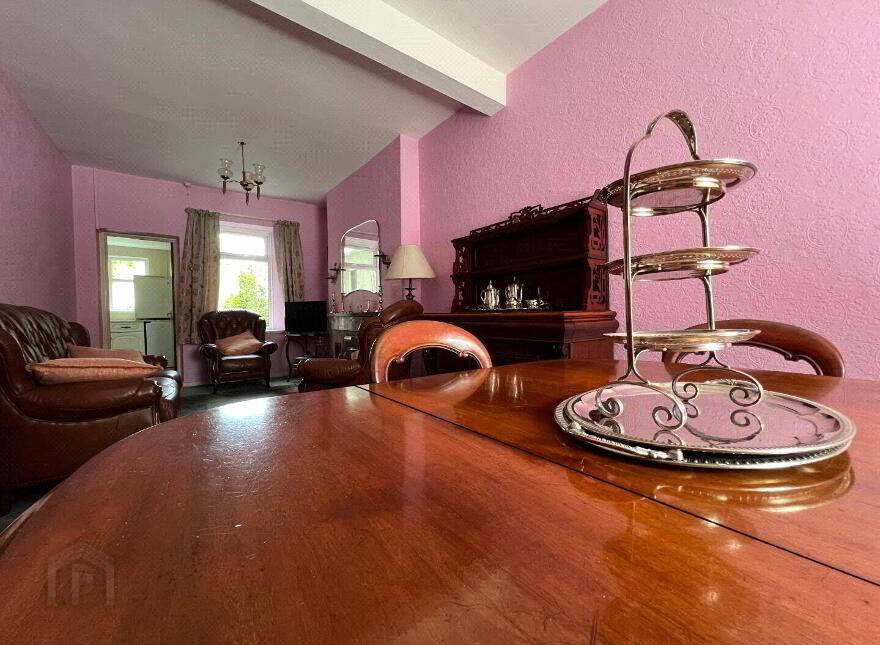 18 Main Street, Toomebridge, BT41 3TQ