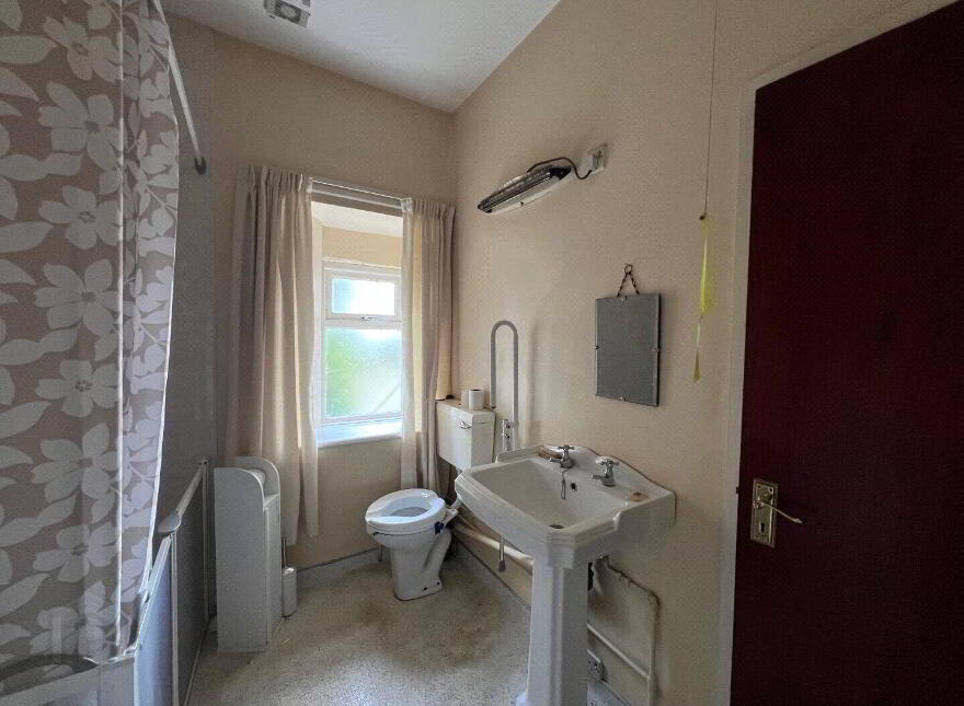 18 Main Street, Toomebridge, BT41 3TQ
