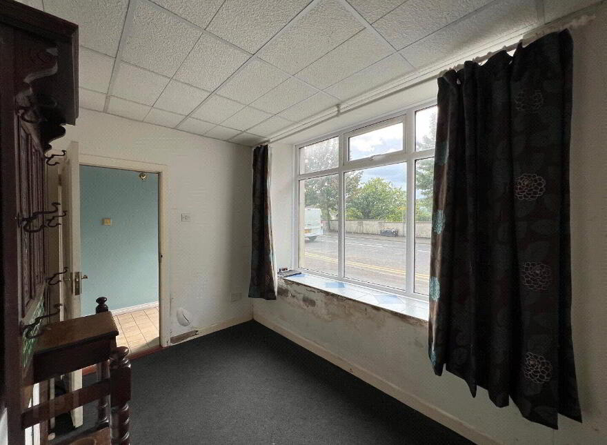 18 Main Street, Toomebridge, BT41 3TQ