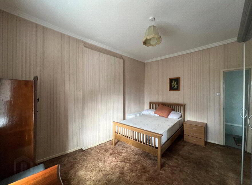 18 Main Street, Toomebridge, BT41 3TQ