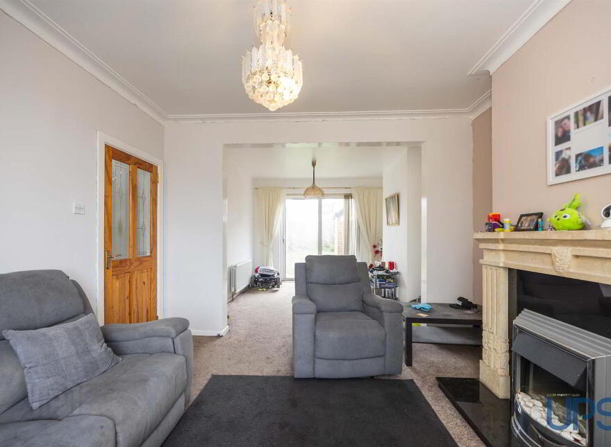 11 Gransha Way, Glen Road, Belfast, BT11 8AQ