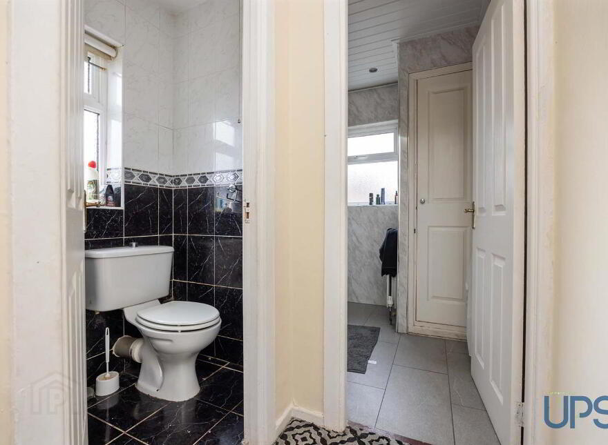11 Gransha Way, Glen Road, Belfast, BT11 8AQ