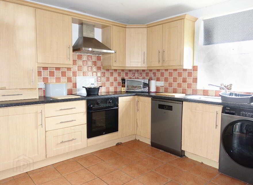68 The Commons, Bellanaleck, Enniskillen, BT92 2BD
