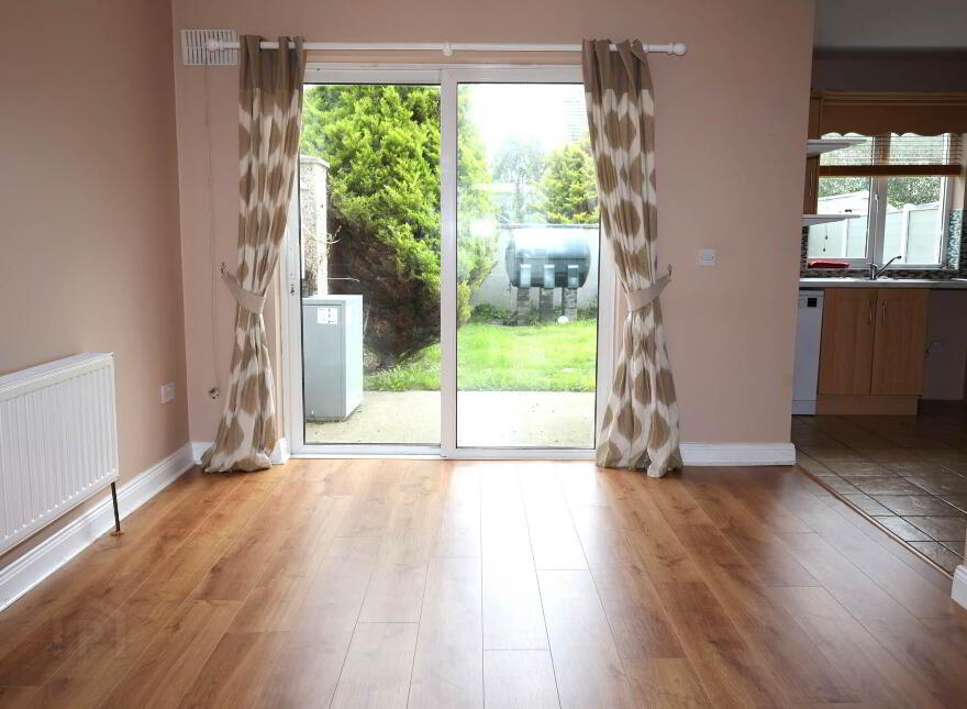 24 Rossmore, Roscrea, E53EC66