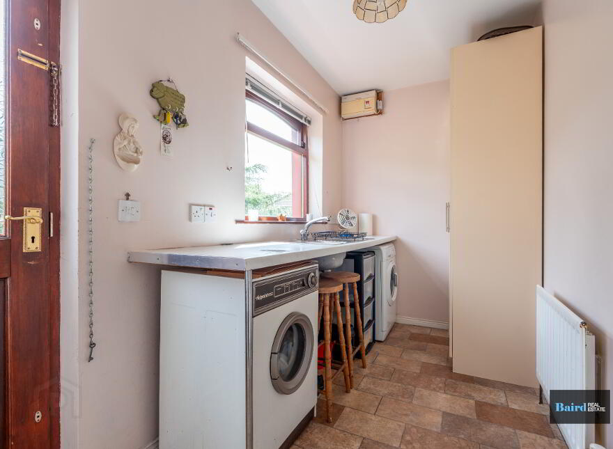 36 Meadowvale, Dungannon, BT70 1QJ
