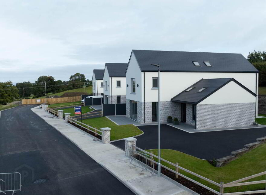 Fort View, Crossdoney Road, Ballinagh, Cavan Town, H12W5Y3