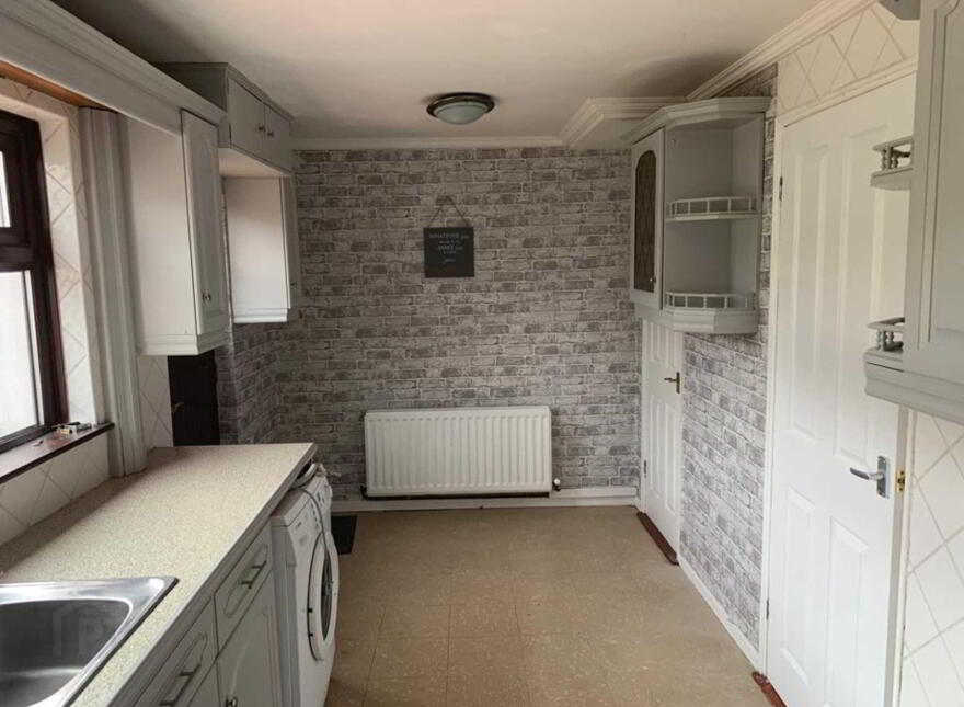 76 Glenvale Park, Larne, BT40 3EZ