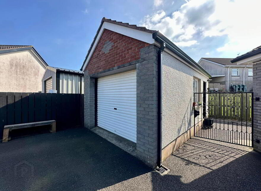 10 Castlehill Crescent, Ballymoney, BT53 6TL