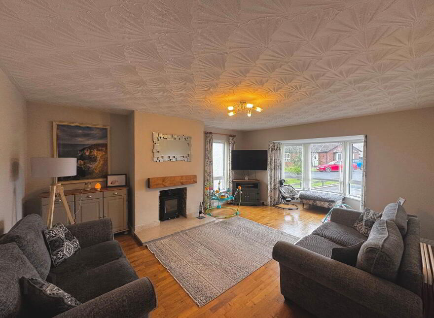 10 Castlehill Crescent, Ballymoney, BT53 6TL
