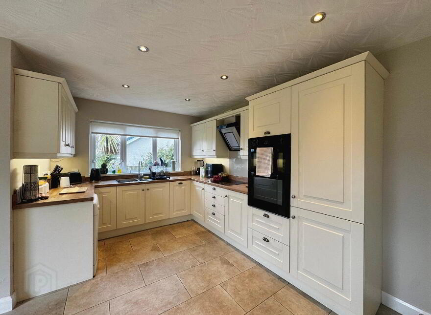 10 Castlehill Crescent, Ballymoney, BT53 6TL