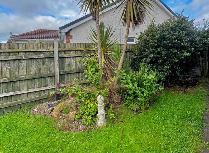 10 Castlehill Crescent, Ballymoney, BT53 6TL