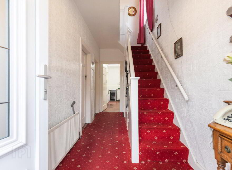 25 Summerhill Park, Belfast, BT5 7HE
