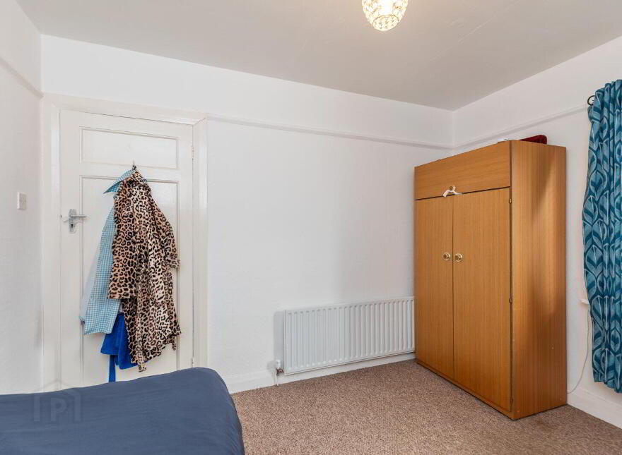 25 Summerhill Park, Belfast, BT5 7HE