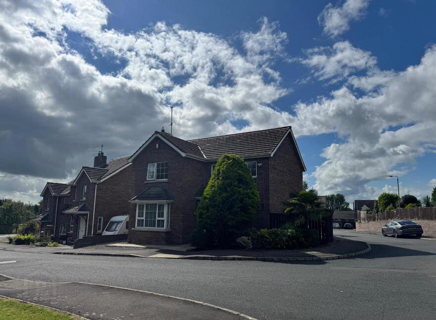 20 Hillcrest Crescent, Craigavon, BT65 5BJ