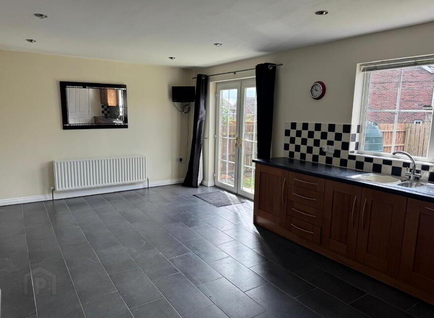 20 Hillcrest Crescent, Craigavon, BT65 5BJ