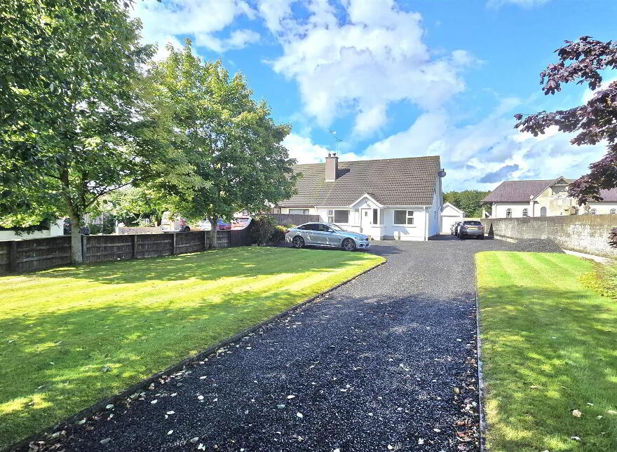 52 Main Street, Broughshane, Ballymena, BT42 4JW photo