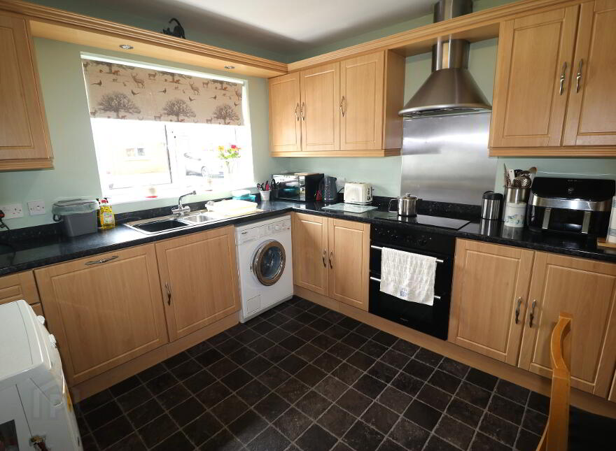 18 Waveney Brow, Ballymena, BT43 6FF