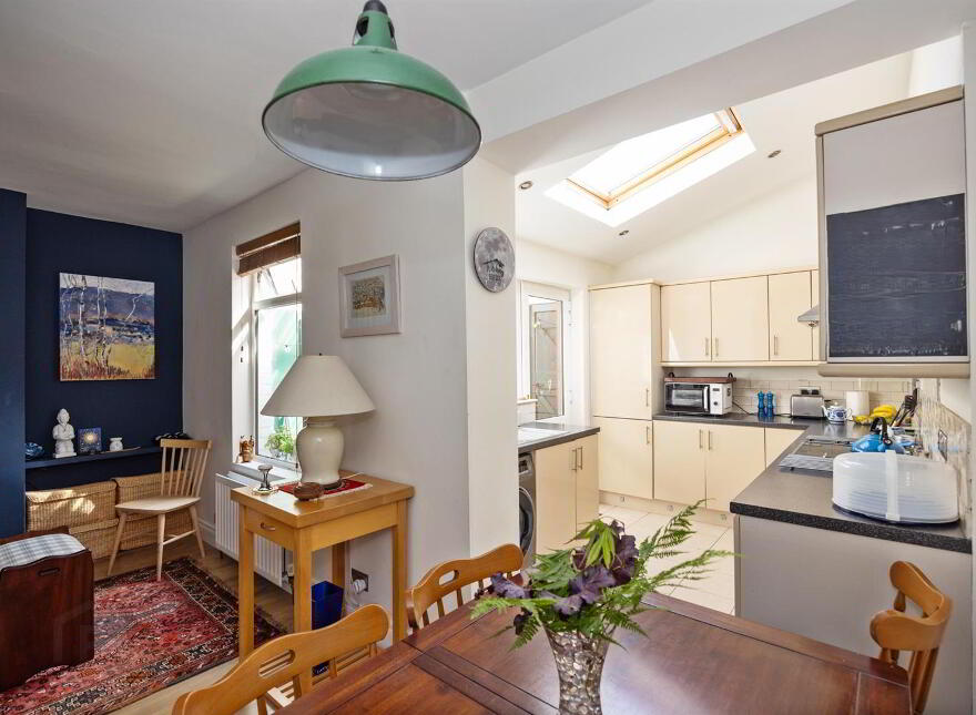 27 Aigburth Park, Belfast, BT4 1PQ