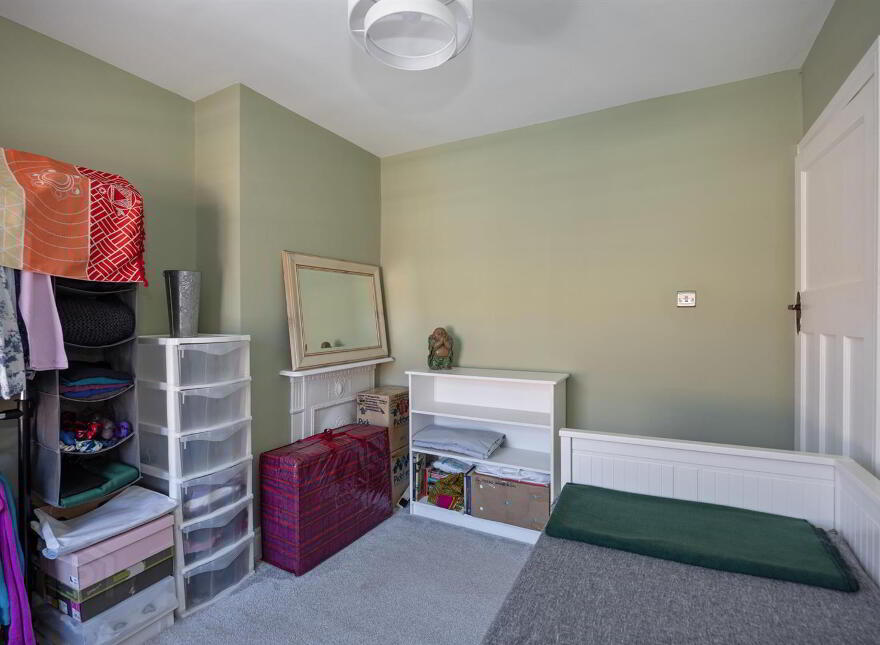 27 Aigburth Park, Belfast, BT4 1PQ