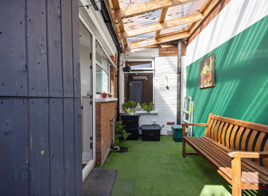 27 Aigburth Park, Belfast, BT4 1PQ