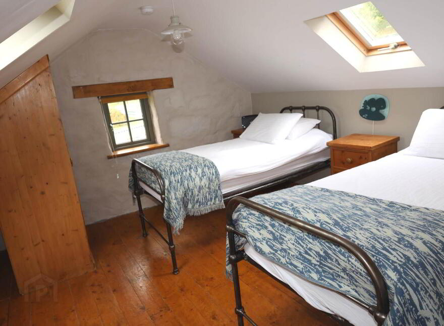 Hopesgate Cottage, Derryvale, Roscrea, E53HV58