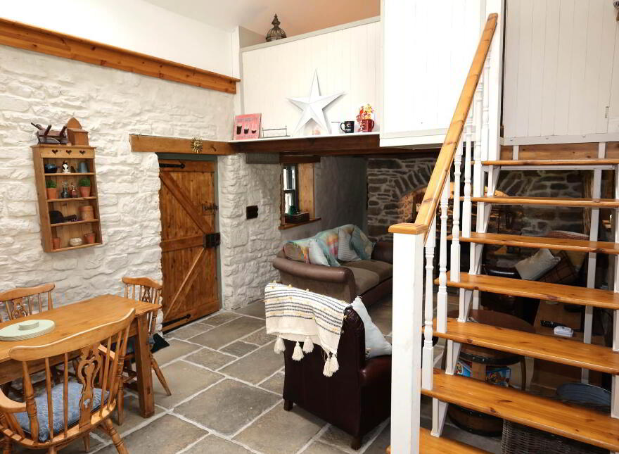 Hopesgate Cottage, Derryvale, Roscrea, E53HV58