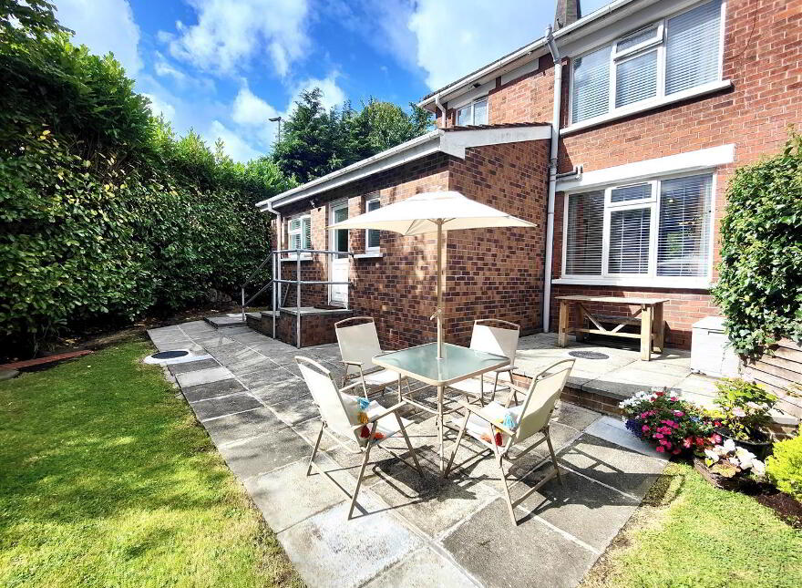 1 Alexandra Gardens, Belfast, BT15 3LJ