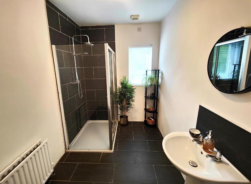 1 Alexandra Gardens, Belfast, BT15 3LJ