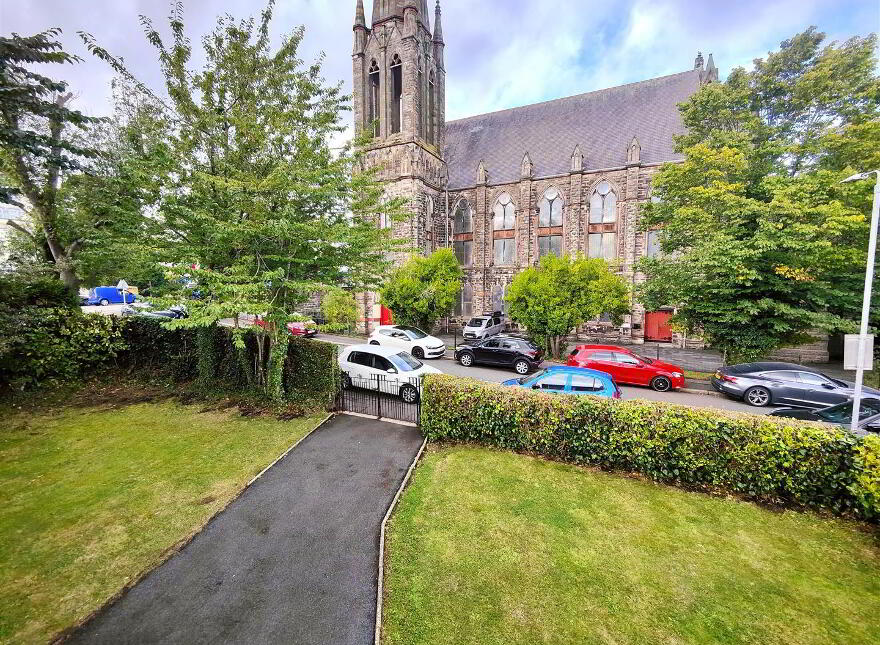 1 Alexandra Gardens, Belfast, BT15 3LJ