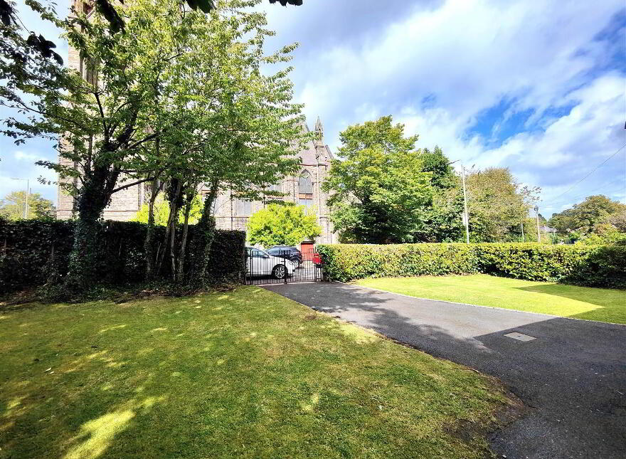 1 Alexandra Gardens, Belfast, BT15 3LJ