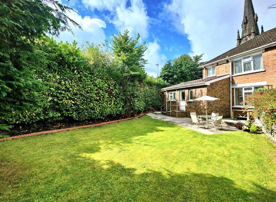 1 Alexandra Gardens, Belfast, BT15 3LJ